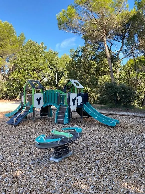Bastidon Aux Demeures Du Ventoux Hotel Aubignan Holiday park