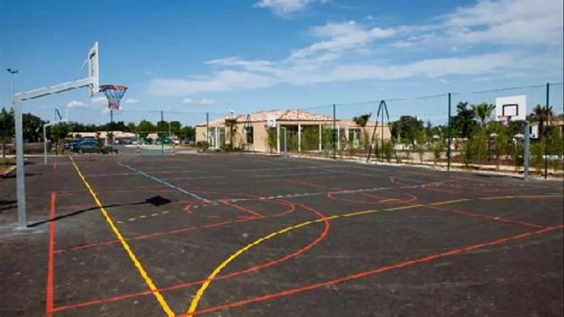 Holiday park Bastidon Aux Demeures Du Ventoux Hotel Aubignan